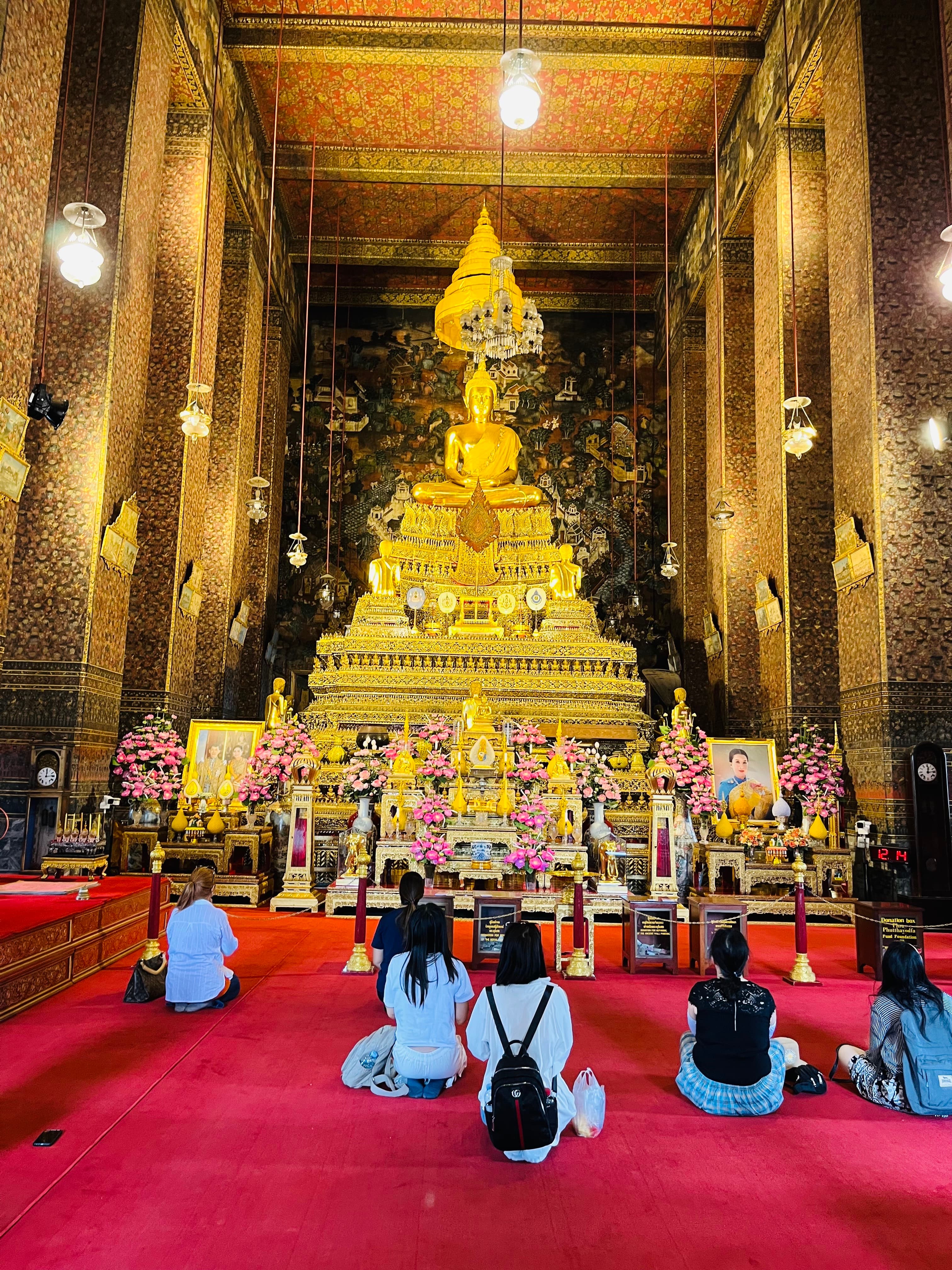 Buddha Shrine at The Wat Pho Temple